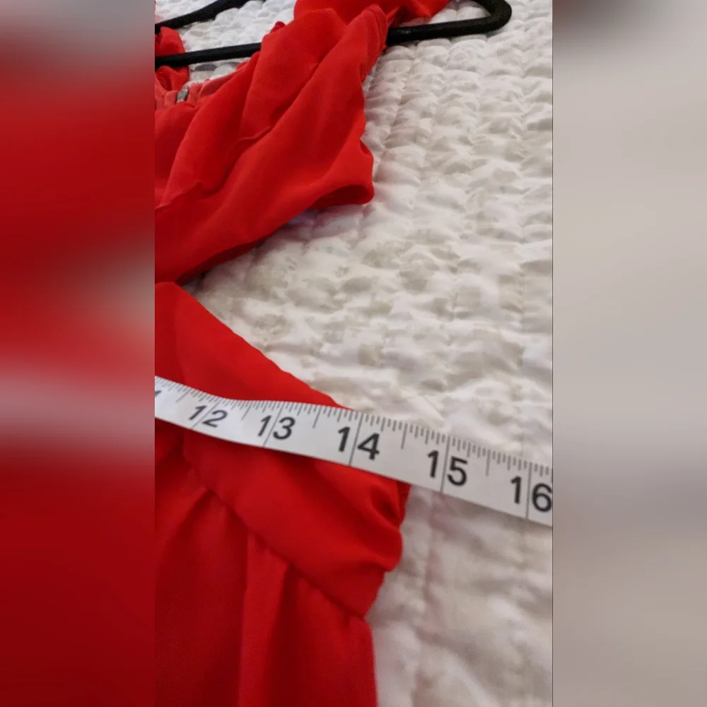 SPEECHLESS | bright red cutout dress with ruffle sleeves and accent zipper - Picture 2 of 7